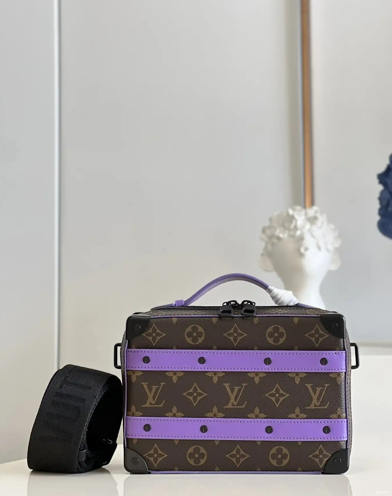 Cheap VUITTON TRUNK SOFT LOUIS HANDLE 0522
